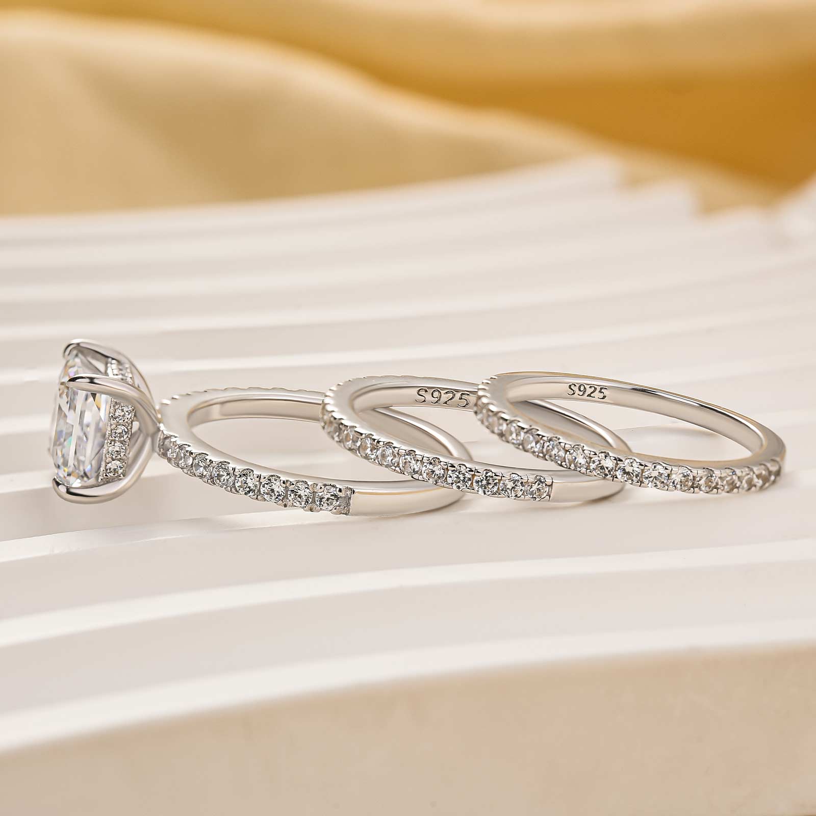 3PC 2.0Ct Princess Cut Wedding Ring For Her With Two Classic Wedding Bands