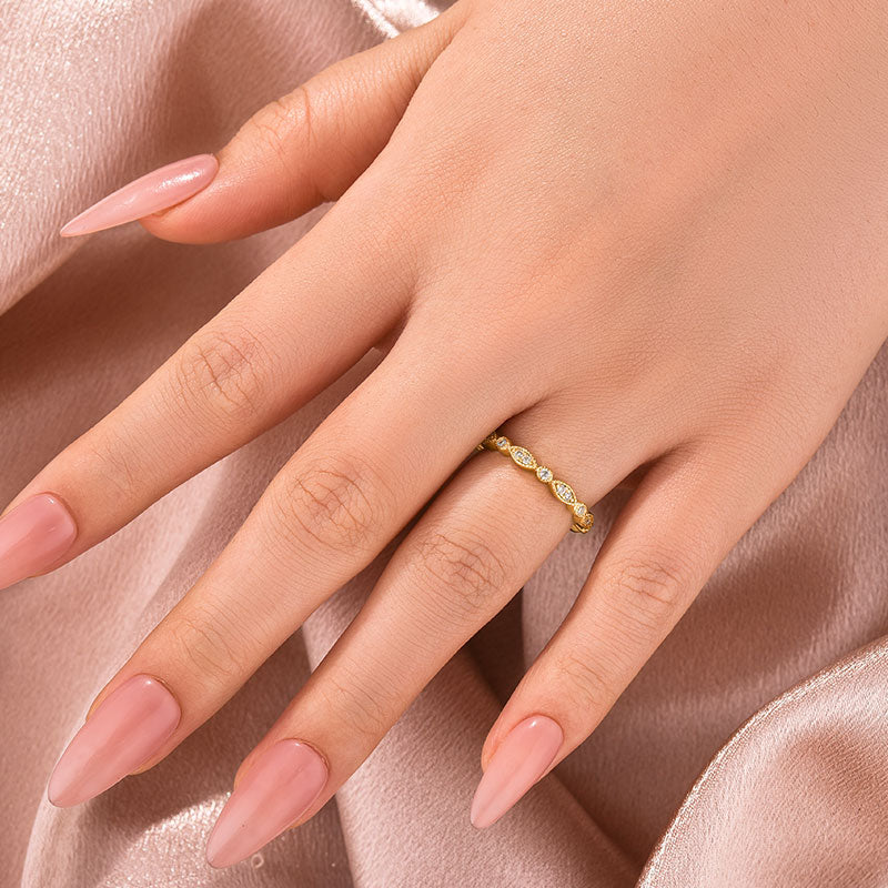 Moissanite 0.3Ct White Gold Pavé Eternity Wedding Ring