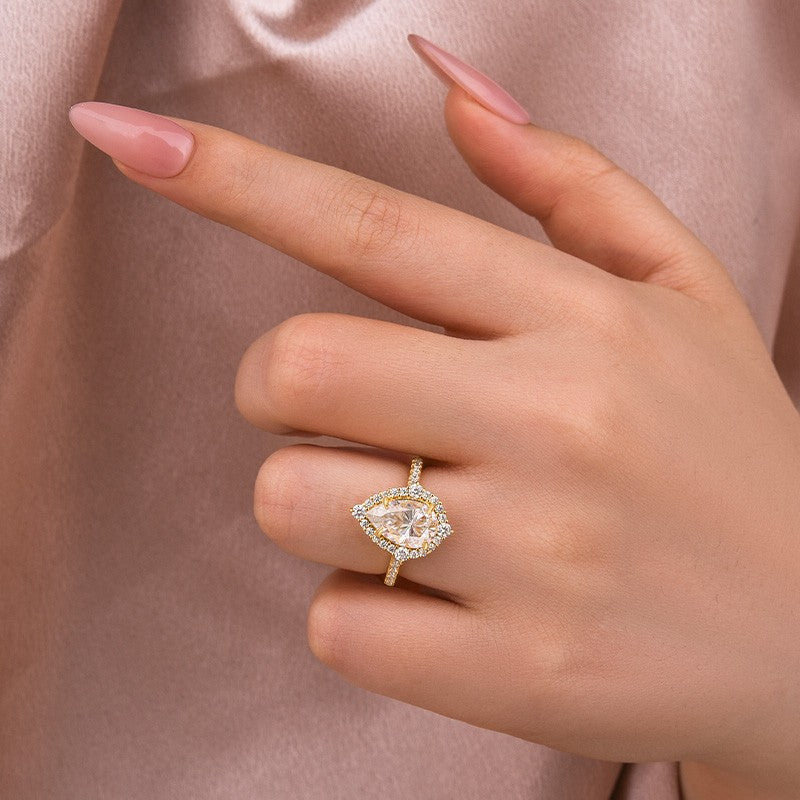 Moissanite 2.5 Ct Halo Pear Cut Yellow Gold Travel Ring
