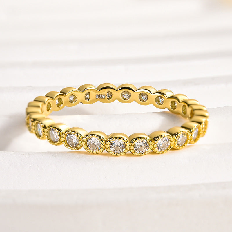 Louily Moissanite 0.5 Ct Round Cut Pave Wedding Band